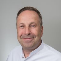 Dr. Justin (J) de Jong Dr. Justin (J) de Jong