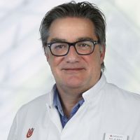 Prof. dr. Ron (R) Balm Prof. dr. Ron (R) Balm